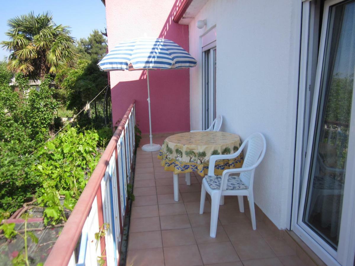 Apartman Mate Zablaće Buitenkant foto